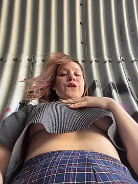SlavicCandy live cam