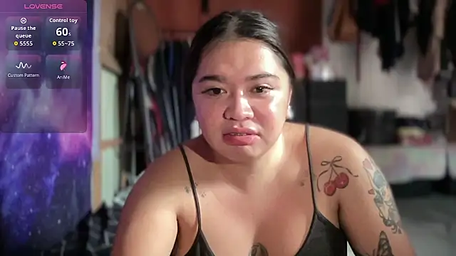 Sugar-Holly69 webcam