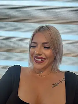IveySin webcam