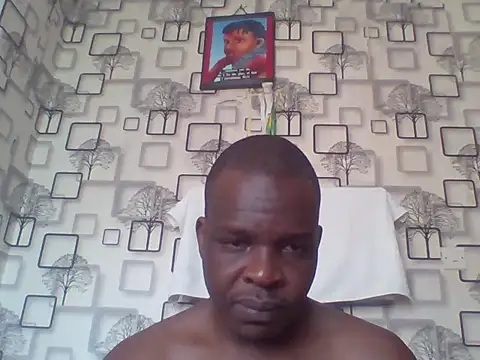 Chumba_001 live cam on StripChat