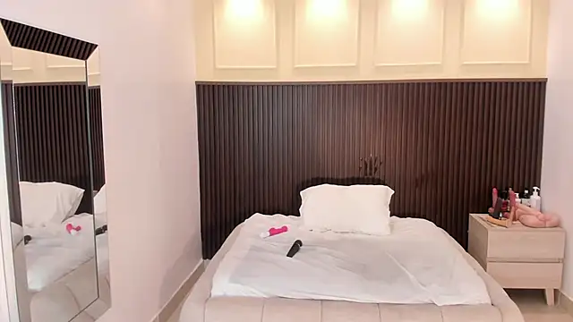 LOLAMAXI webcam