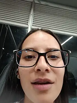 _vaness live cam on StripChat