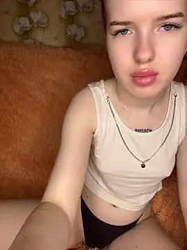 KayShaw live cam on StripChat