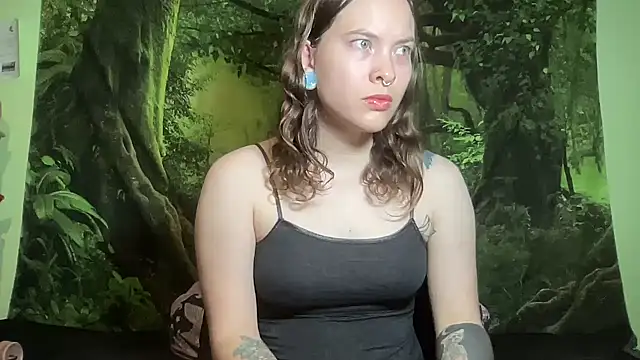 Wood_Elf live cam on StripChat