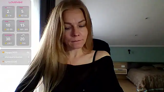Tina5394 live cam on StripChat