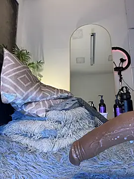 Isa__Blanc webcam
