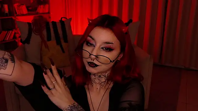 Mistress__Marcelline webcam