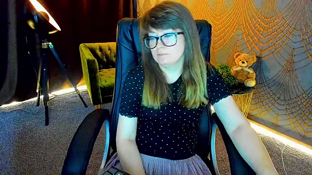 AlexaAmour webcam