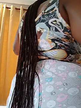 Ms__JOJO webcam