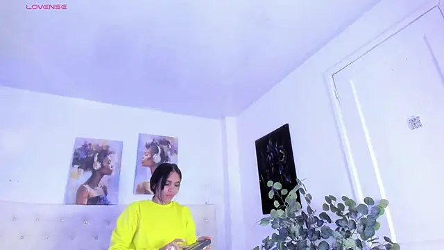 sophie_pariss webcam