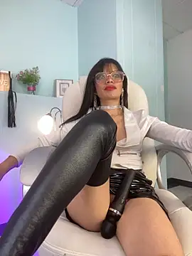 Emerald_gh webcam