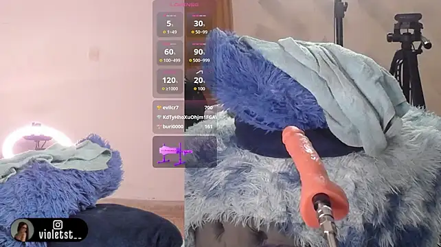 VioletWinters webcam