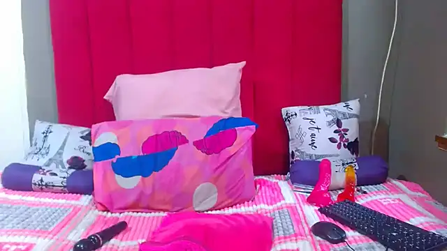 PinkyxGodess webcam