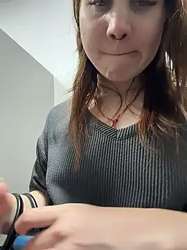 SlavicCandy live cam on StripChat