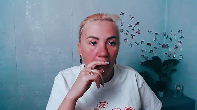 LilaCandy6 webcam
