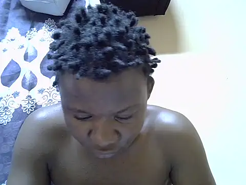 ToxicDoll01 webcam