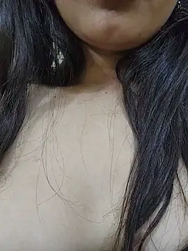 CuteSarikaLIVE webcam