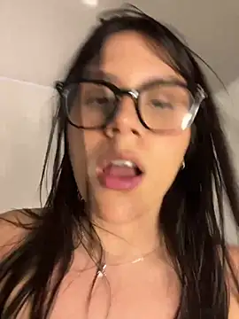 sarita_velez's live room