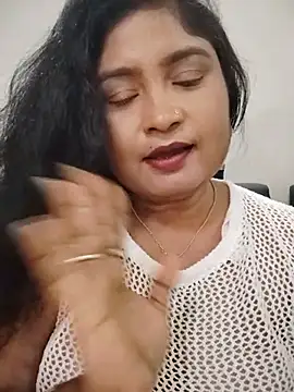 hornyriyanka webcam
