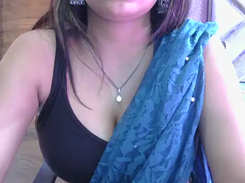 miss-riyaa webcam
