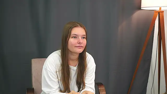 CarlyYount webcam