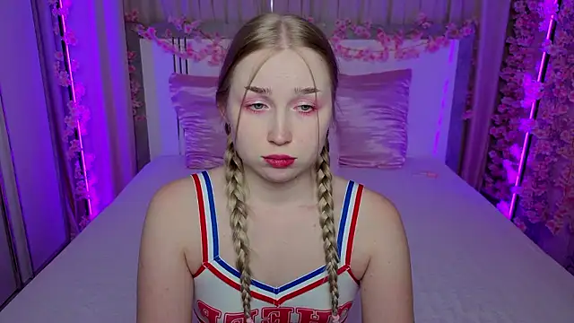 LilyStarlight webcam