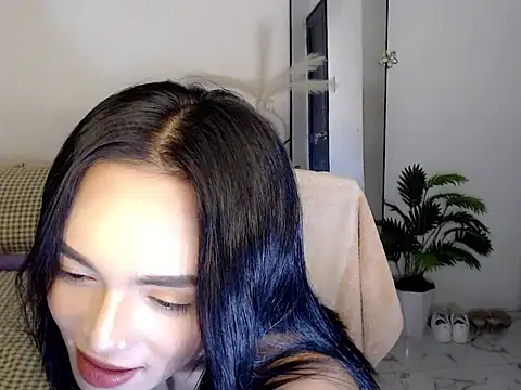 miya_khali webcam