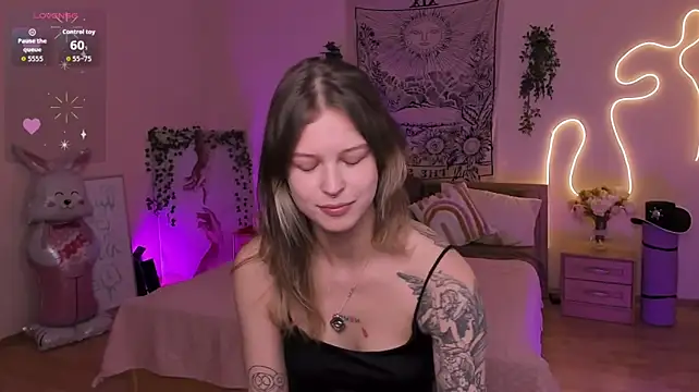 Lisa_Blossom webcam