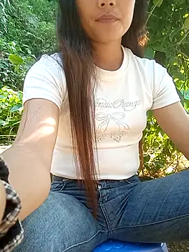 lina-lovebaby webcam