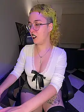 infernaldeity webcam