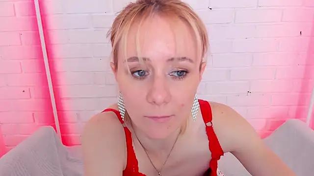 NikaBond webcam