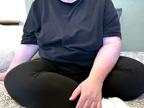 MarthaBriest webcam