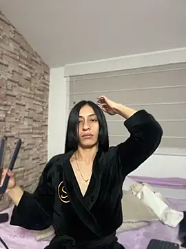 Lucyjoi webcam