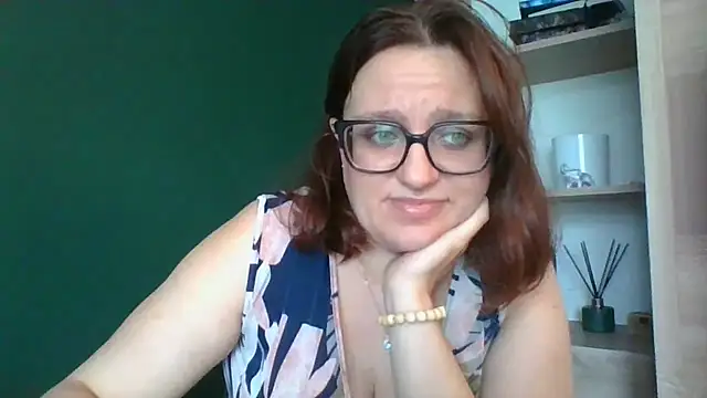 sensual_paris webcam