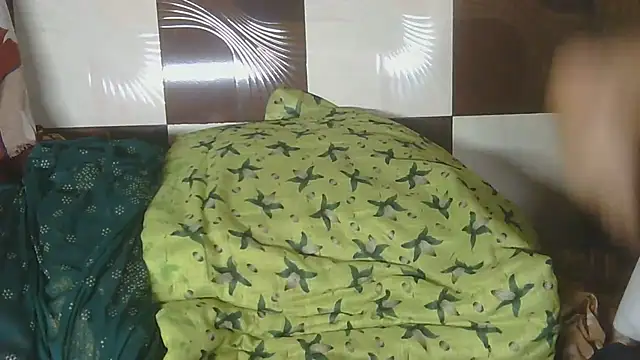 riyaa-bhabi (F young) - Nude dance