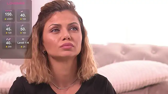 DesiredMia_ webcam