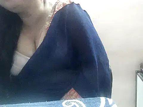 O_Ginni webcam