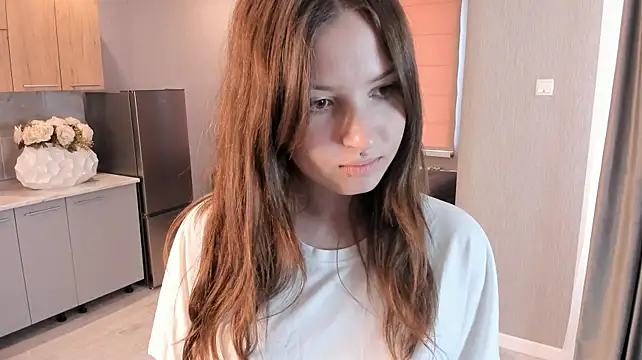 LorileeTruden webcam