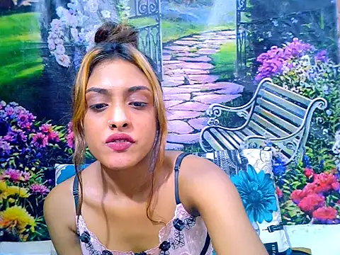 IndianPretty14u2Luv webcam