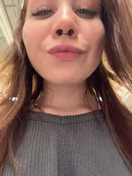 SlavicCandy webcam
