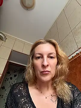 Hot-Milf4U webcam
