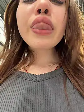 SlavicCandy webcam