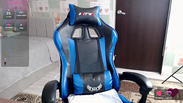 Korolek12 live cam preview