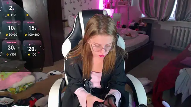 Kira_honeyy webcam