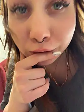 SlavicCandy webcam