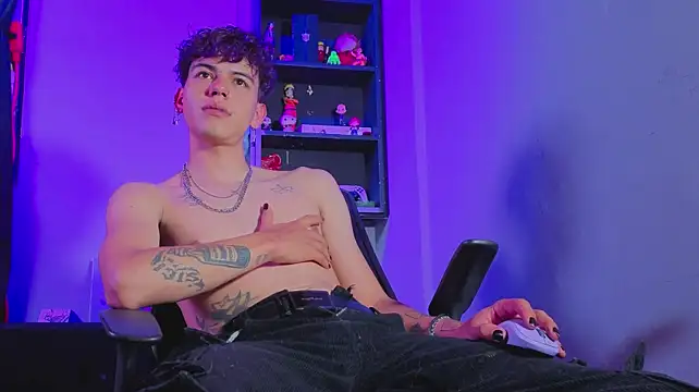MikeyKuro