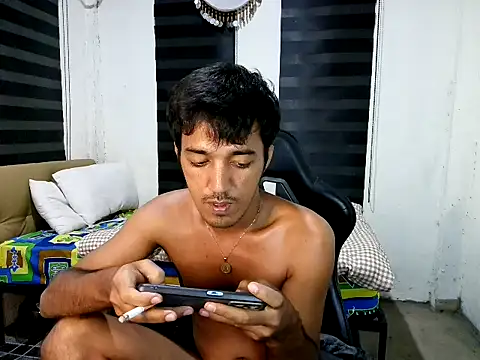 Spicy_RowyCam live sex cam