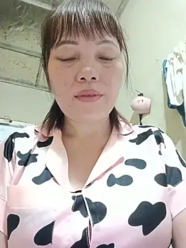 Sana-vn live cam on StripChat