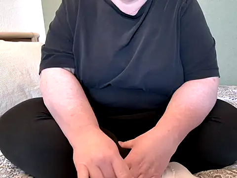 MarthaBriest webcam