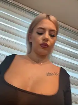 IveySin webcam